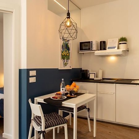 Smart & Urban Suites - Corso51 Римини Екстериор снимка