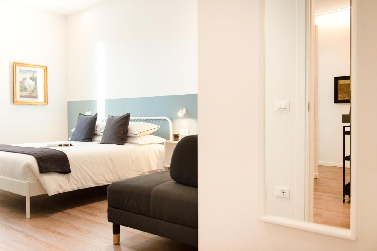 Smart & Urban Suites - Corso51 Римини Екстериор снимка