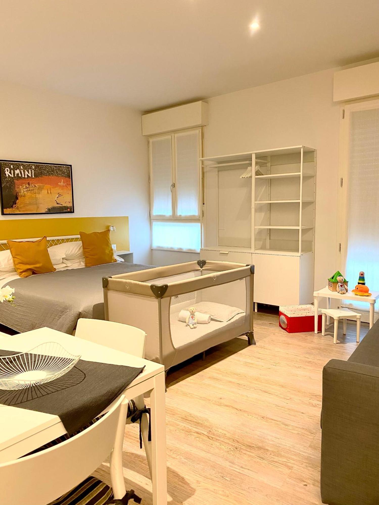 Smart & Urban Suites - Corso51 Римини Екстериор снимка