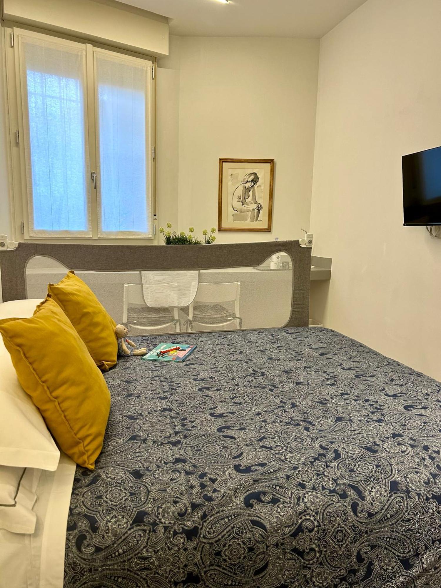 Smart & Urban Suites - Corso51 Римини Екстериор снимка