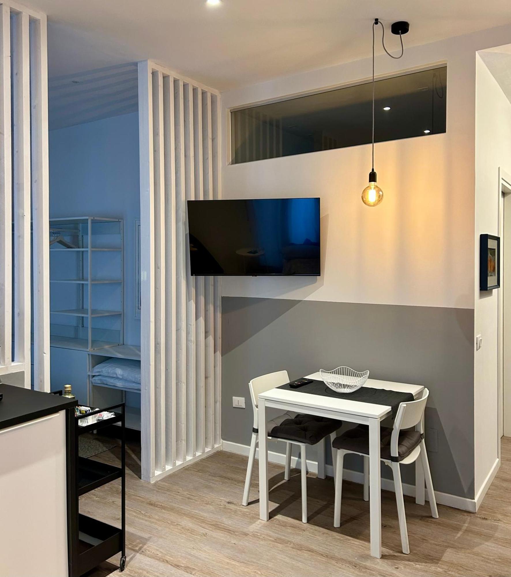 Smart & Urban Suites - Corso51 Римини Екстериор снимка
